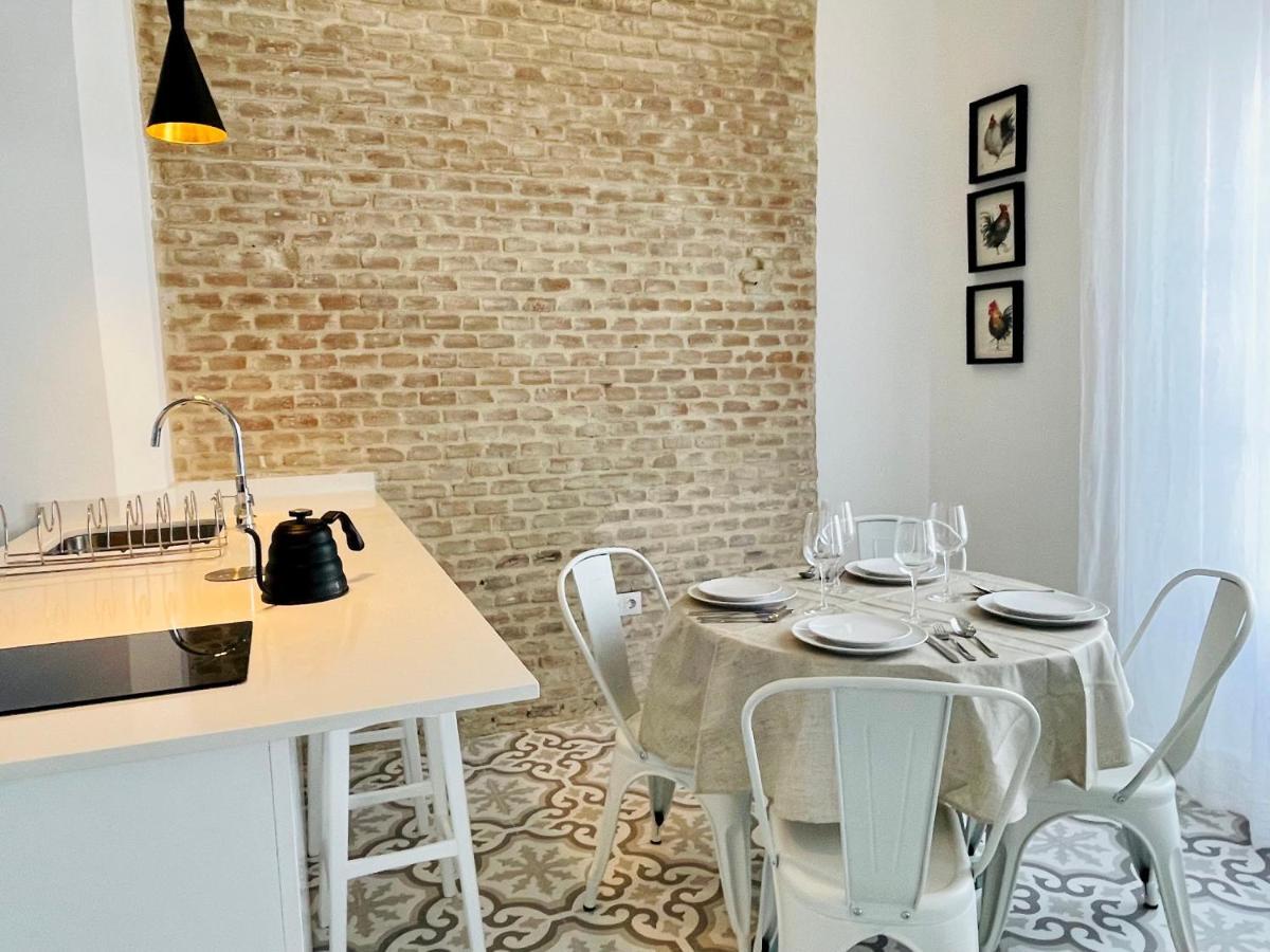 סביליה Modern Apartment In The City Centre, La Alameda מראה חיצוני תמונה